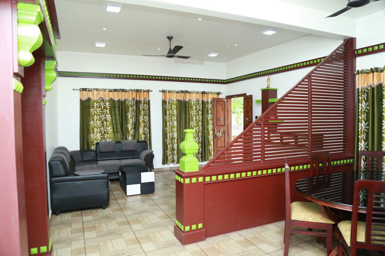 Sri Lakshmi Gardens Hotel Thekkady Exterior photo